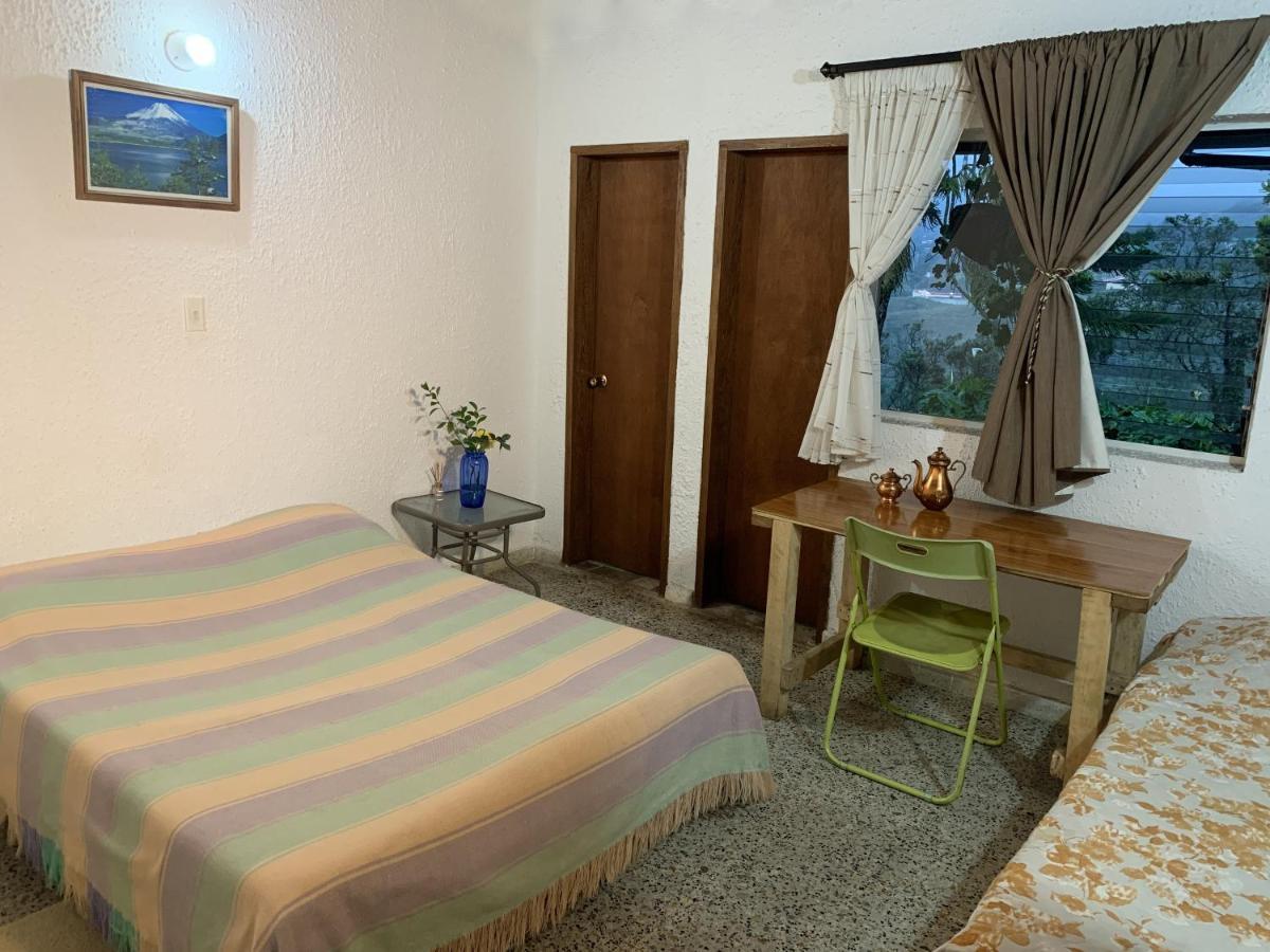 Al Bosque Hostel & Glamping 圣埃伦娜 外观 照片