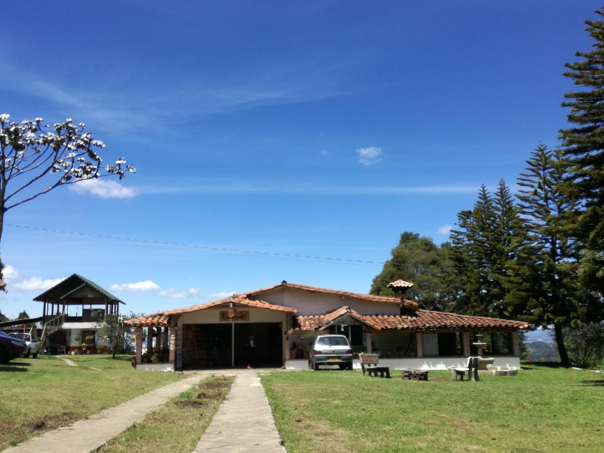 Al Bosque Hostel & Glamping 圣埃伦娜 外观 照片
