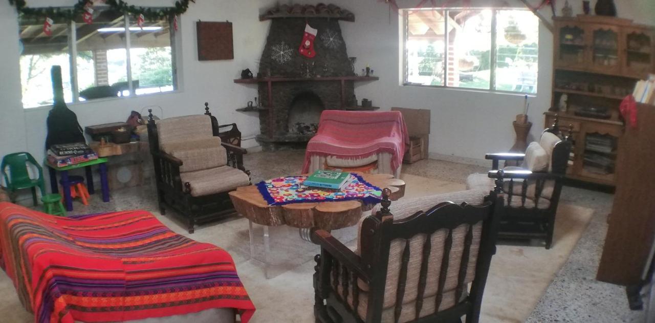 Al Bosque Hostel & Glamping 圣埃伦娜 外观 照片